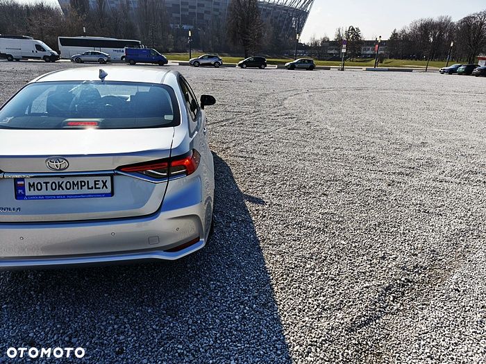 Toyota Corolla - 11