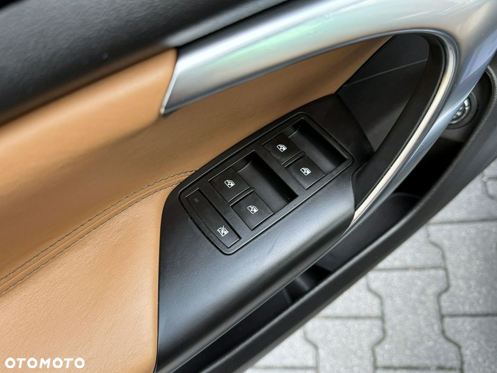 Opel Insignia 2.0 Ultimate Exclusive - 10