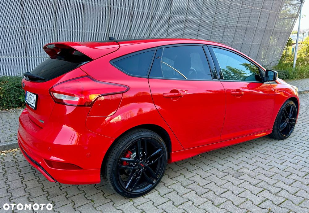 Ford Focus - 9