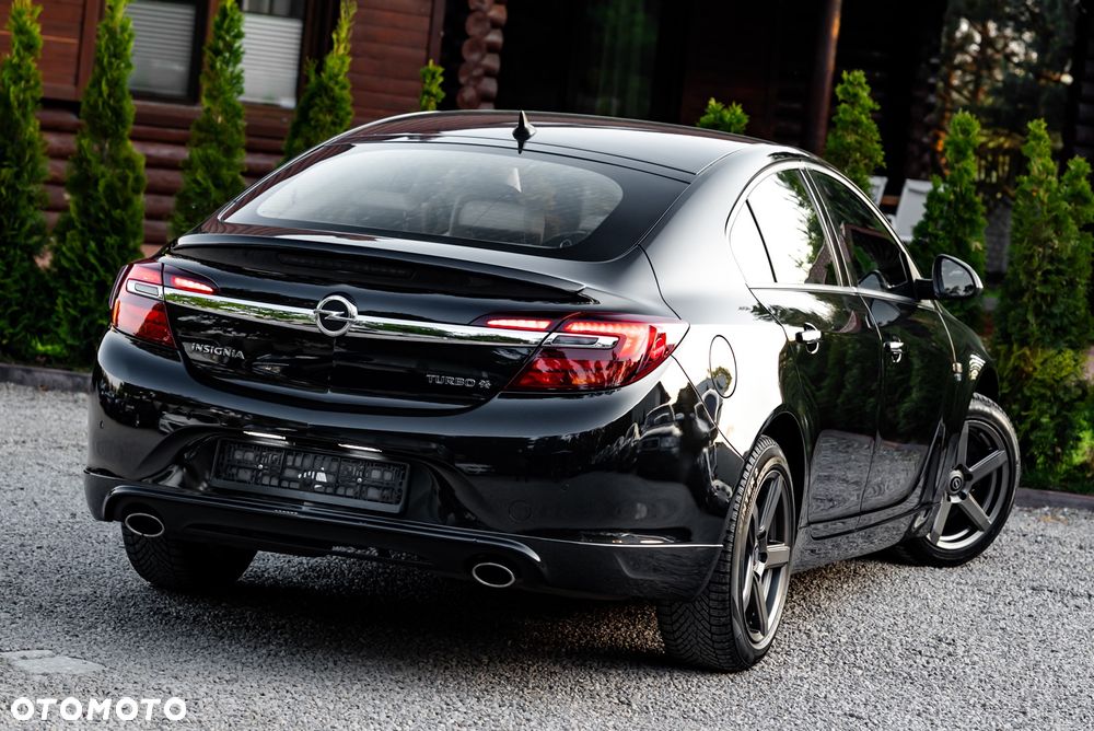 Opel Insignia 2.0 Turbo 4x4 Sport - 8
