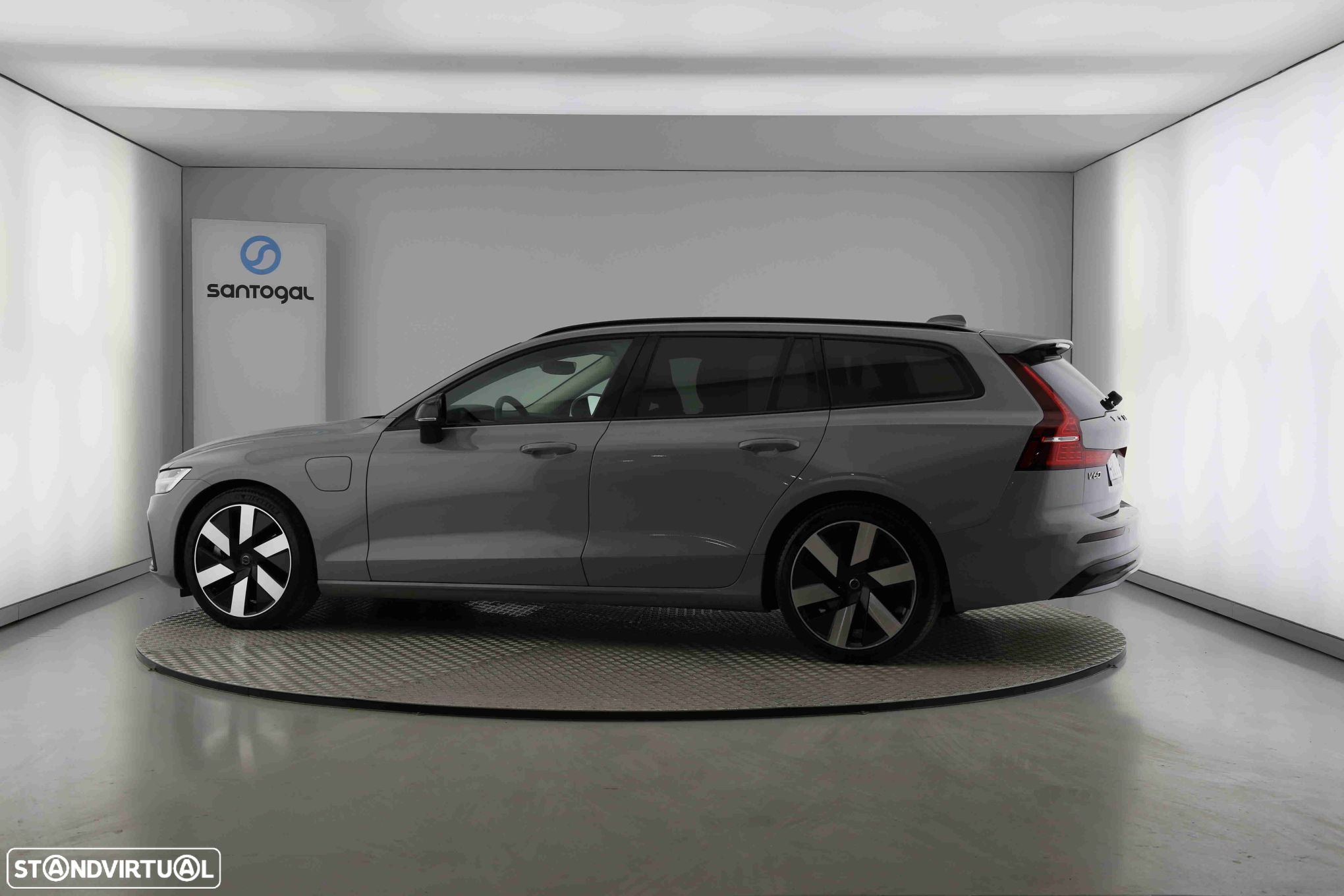 Volvo V60 2.0 T6 AWD TE Plus Dark - 5