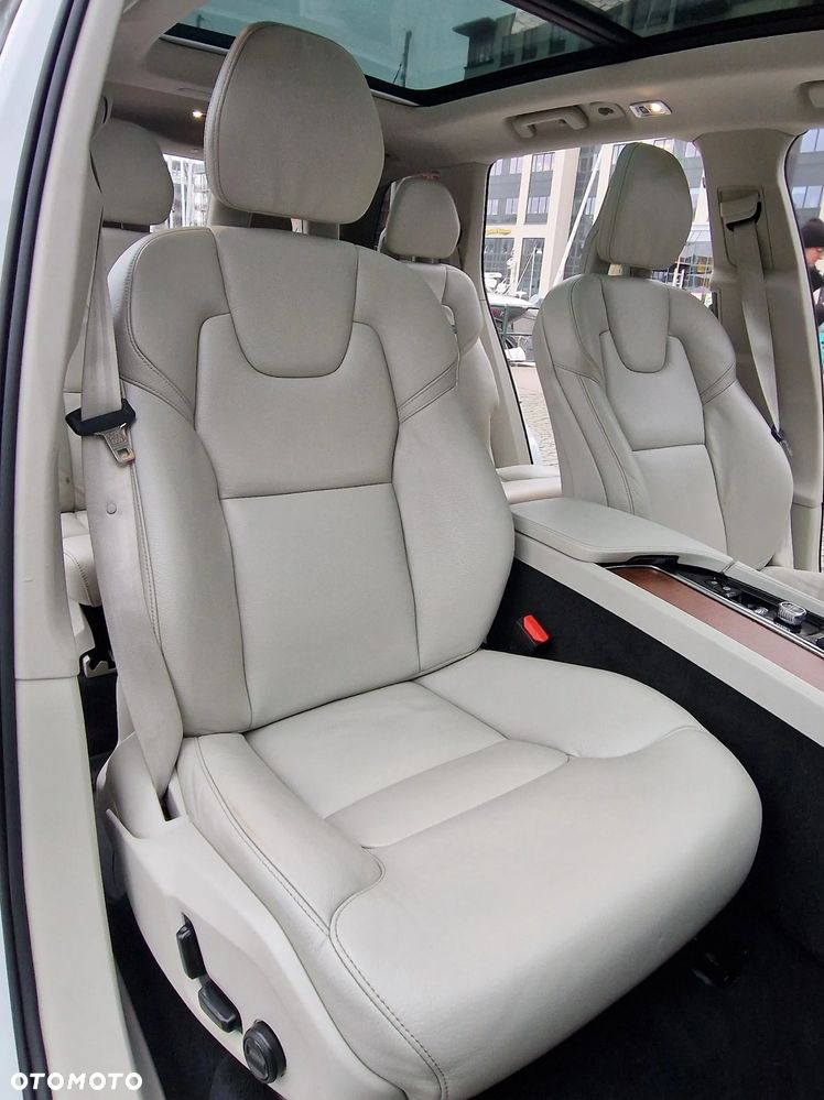 Volvo XC 90 T6 AWD Geartronic Momentum Pro - 40