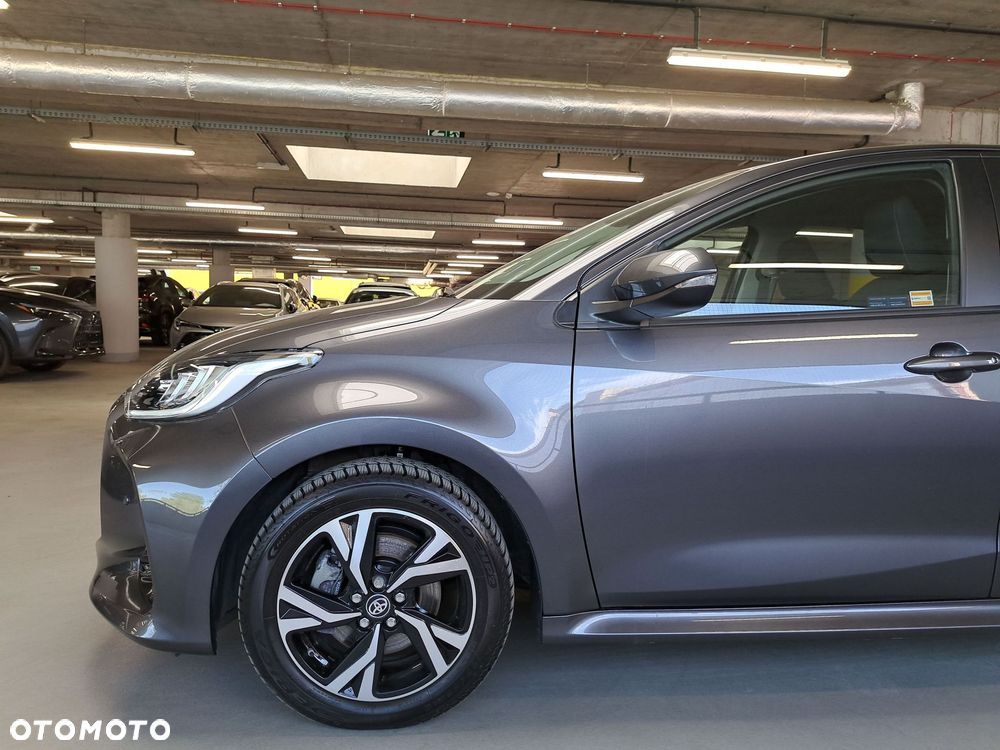 Toyota Yaris Hybrid 1.5 Style - 37