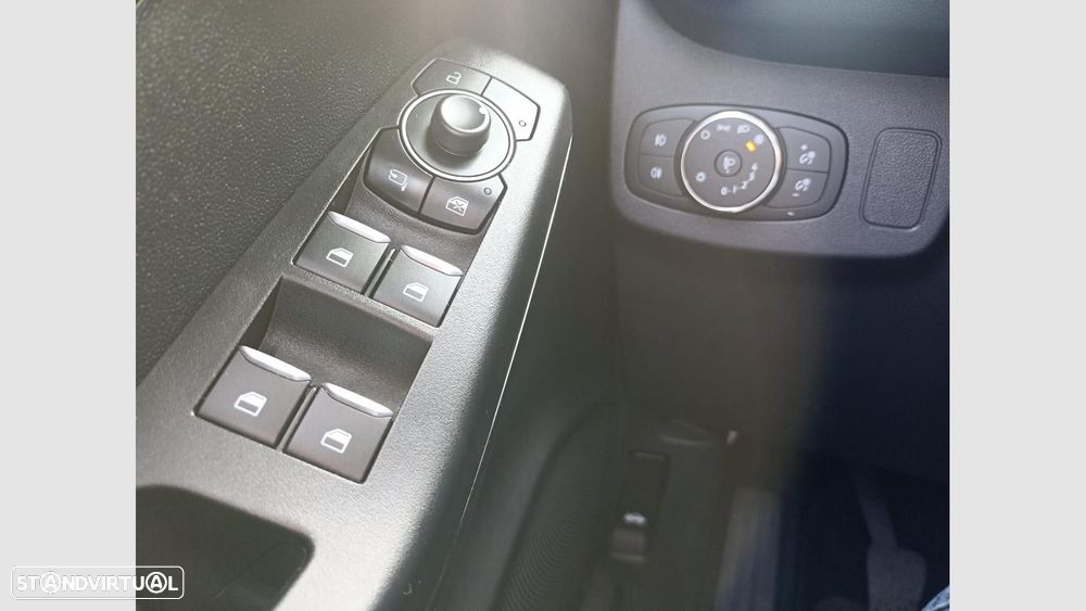 Ford Puma 1.0 EcoBoost MHEV Titanium - 16