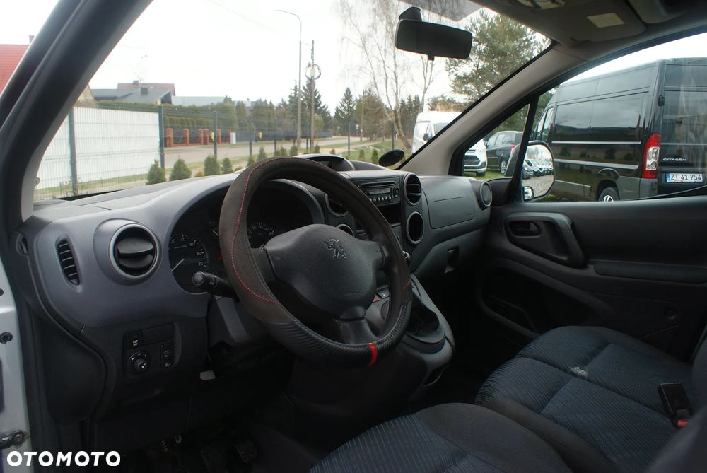 Peugeot Partner - 13