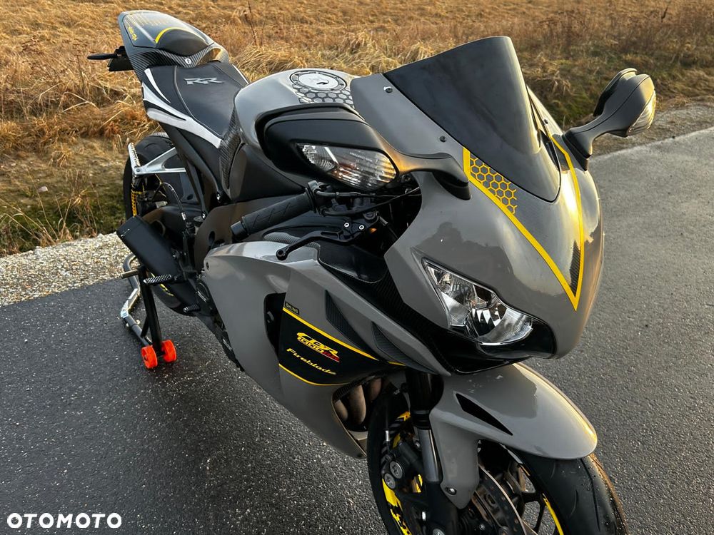 Honda CBR - 4