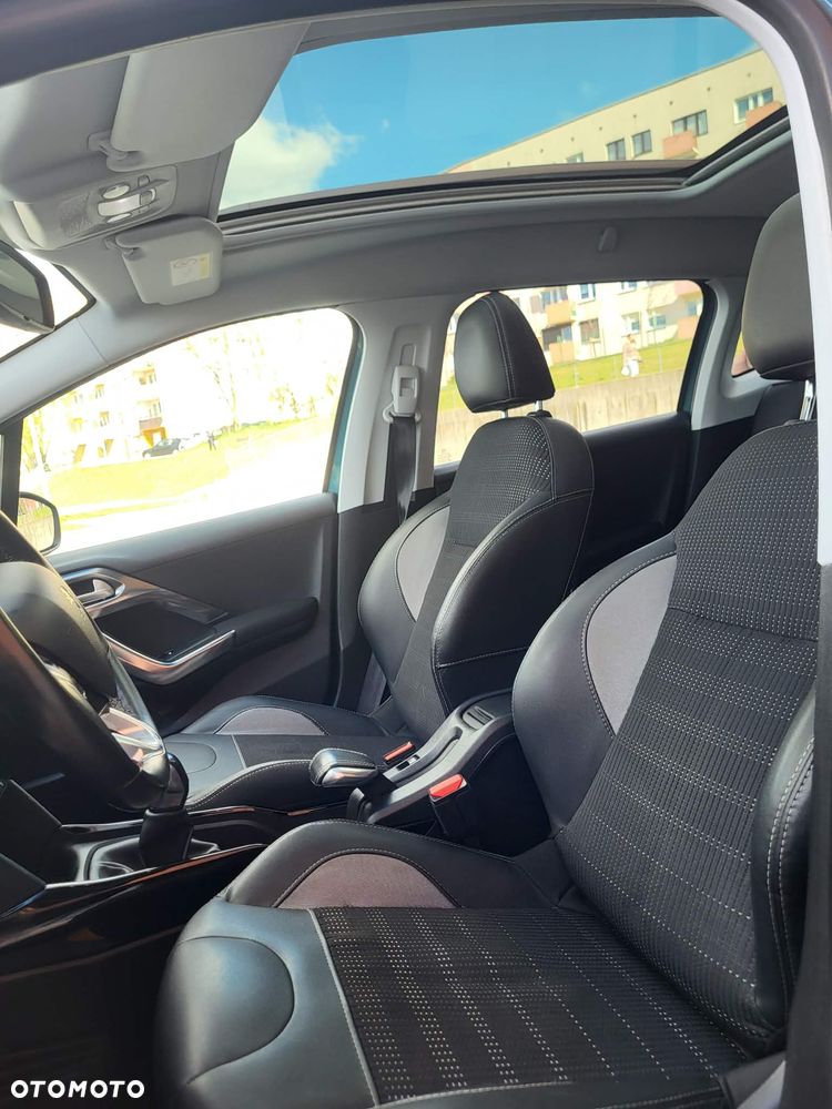 Peugeot 2008 BlueHDi 100 STOP & START Allure - 9