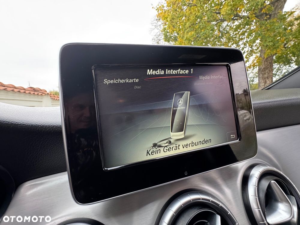 Mercedes-Benz CLA - 16