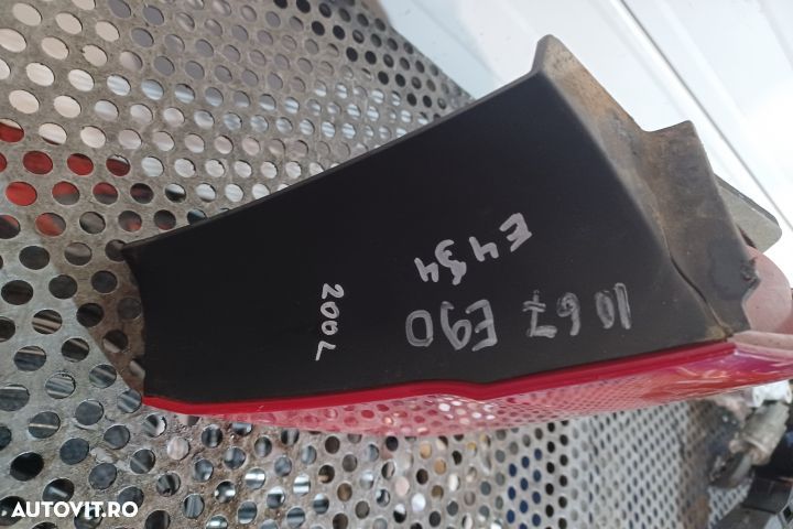 Lampa / Tripla stop dreapta pe aripa 6937458 BMW Seria 3 E90 [2004 - - 2