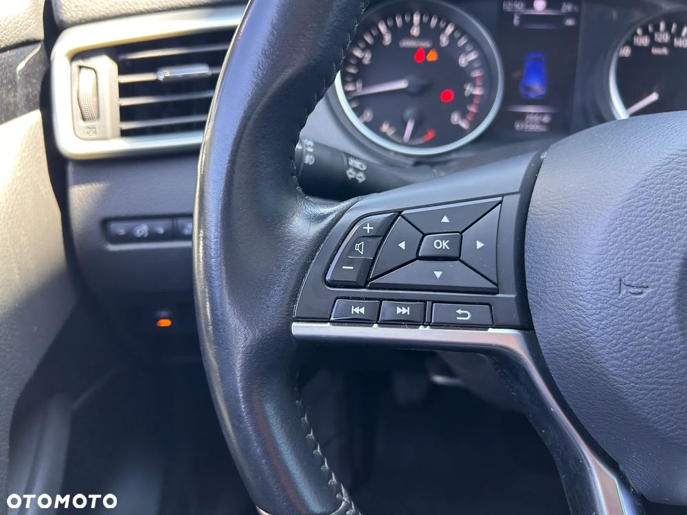 Nissan Qashqai - 23