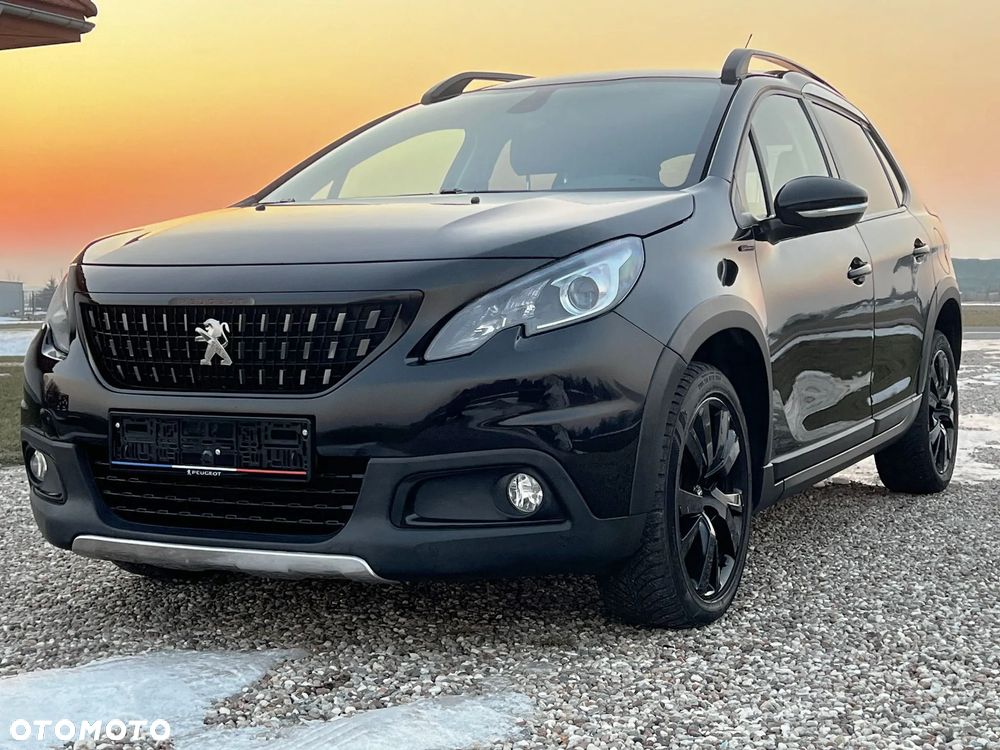 Peugeot 2008 BlueHDi 120 EAT6 Black Edition - 5