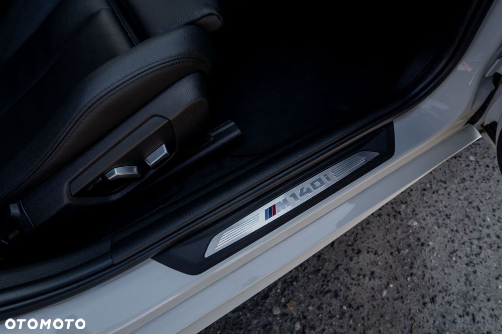 BMW Seria 1 M140i xDrive Shadow sport - 27