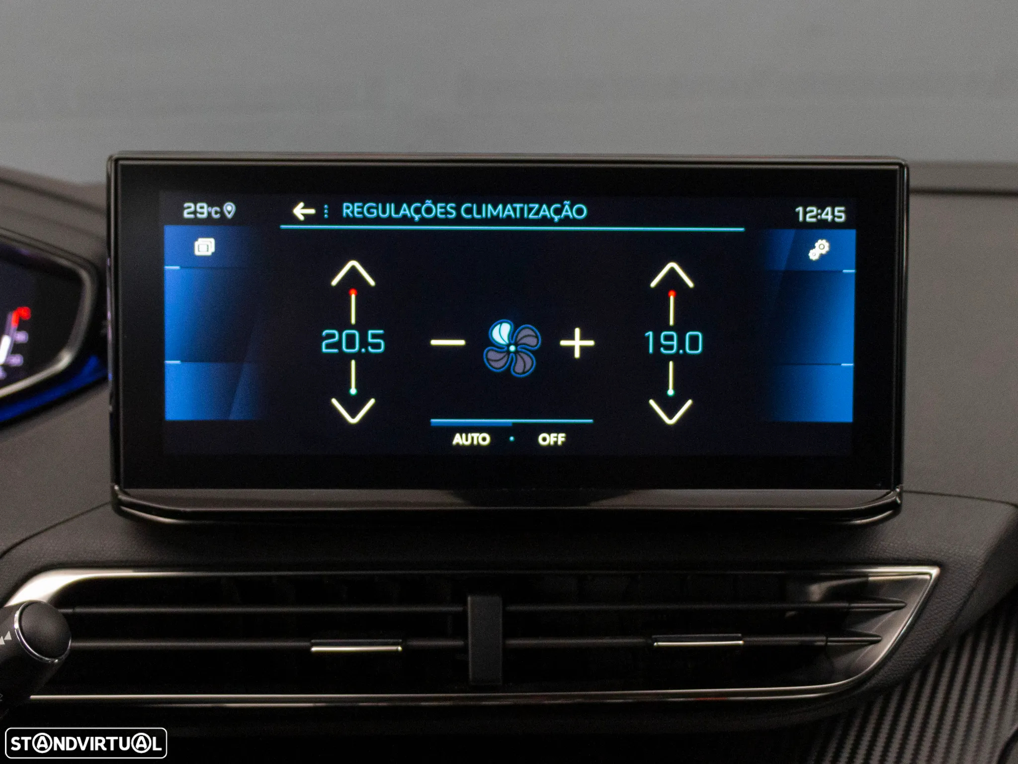 Peugeot 5008 1.2 PureTech Allure EAT8 - 34
