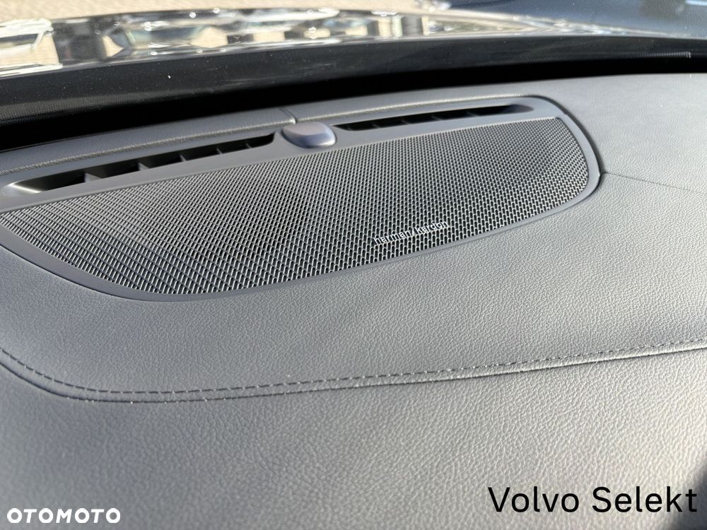 Volvo XC 90 - 16