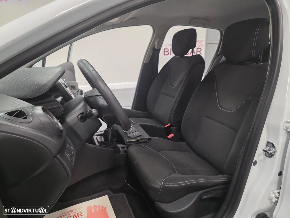 Renault Clio 1.5 dCi Zen - 42