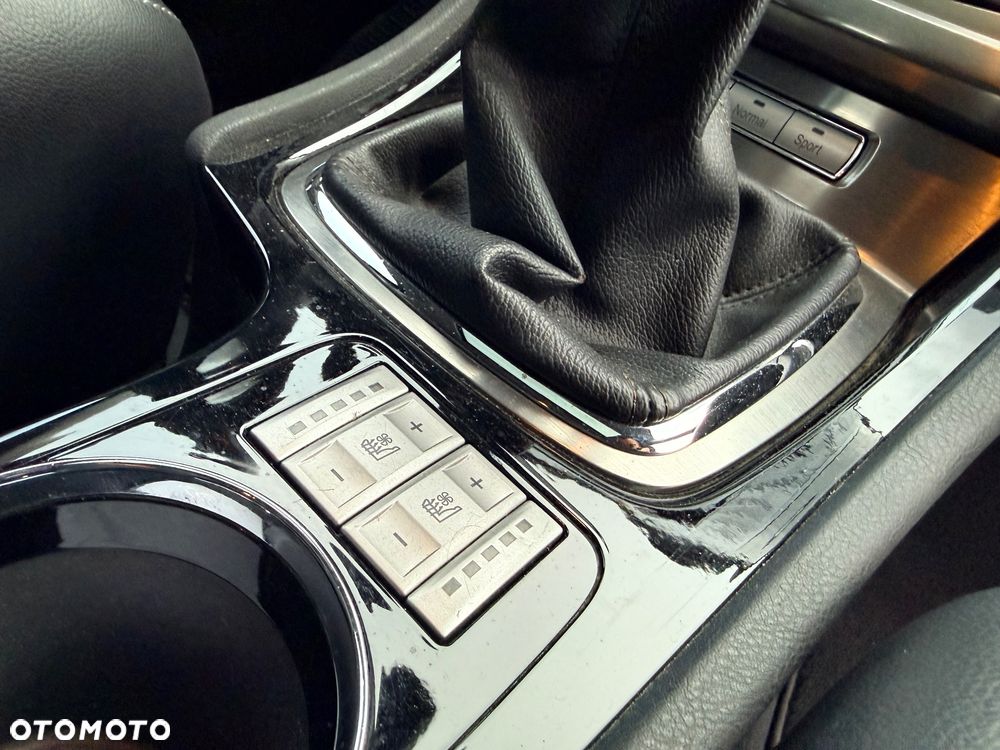 Ford Mondeo 2.0 Titanium X - 35