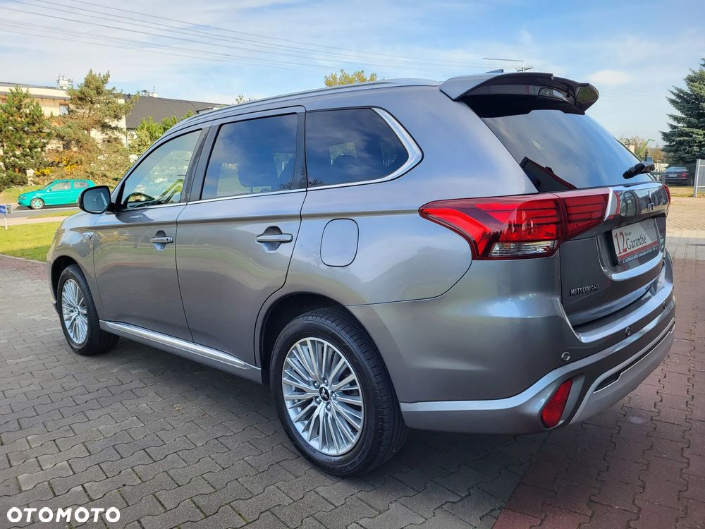 Mitsubishi Outlander 2.4 4WD Diamant+ - 14