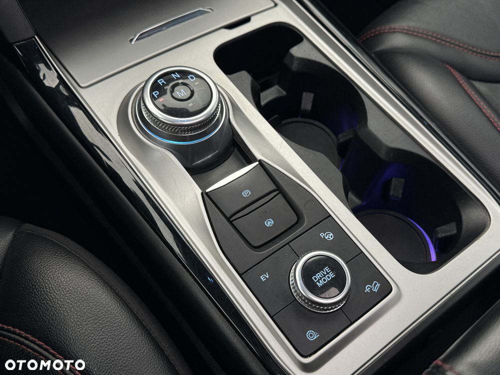 Ford Explorer - 33