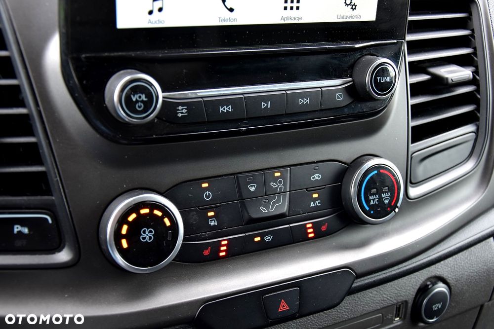 Ford TRANSIT CUSTOM 300 L2H1 - 25