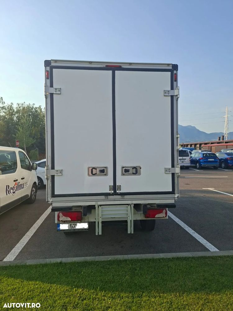 Mercedes-Benz SPRINTER - 4