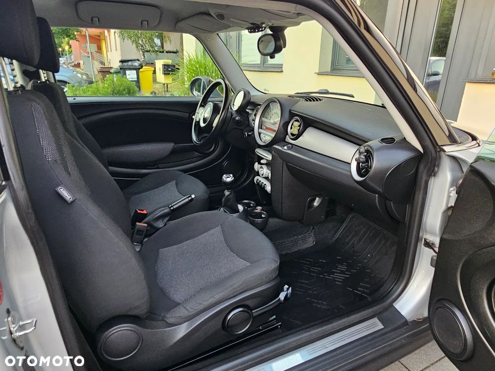 MINI ONE Standard - 10