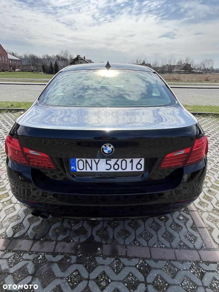 BMW Seria 5 518d Luxury Line - 11
