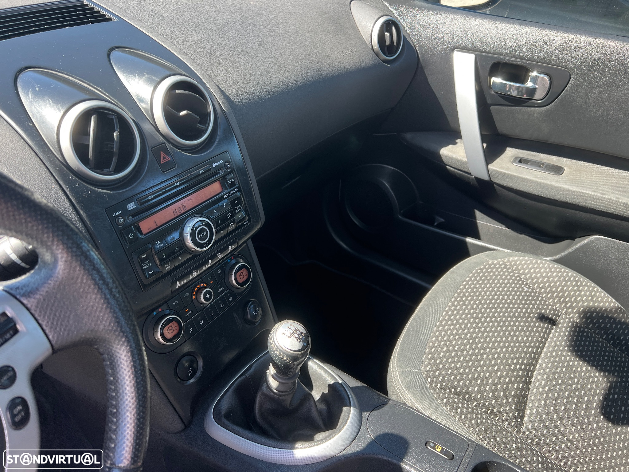 Nissan Qashqai 2.0 dCi Tekna Sport 17 - 24