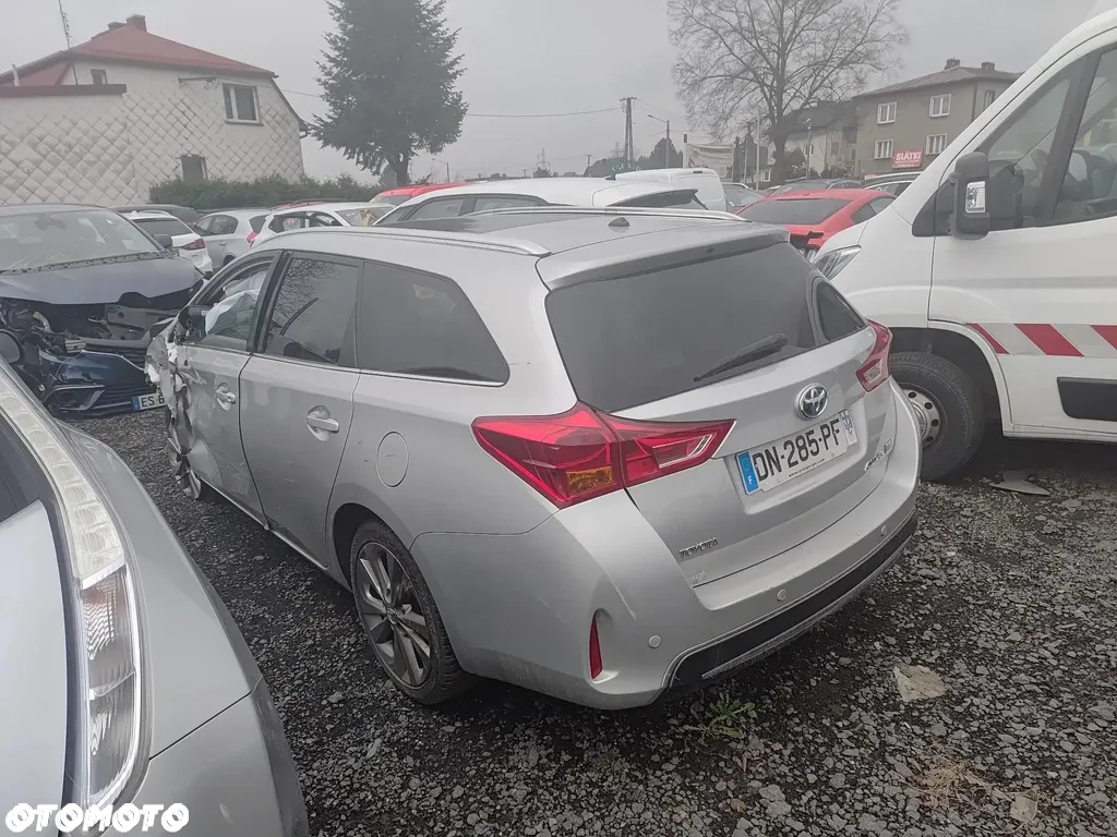 Toyota Auris 1.8 VVT-i Hybrid Automatik Comfort - 9