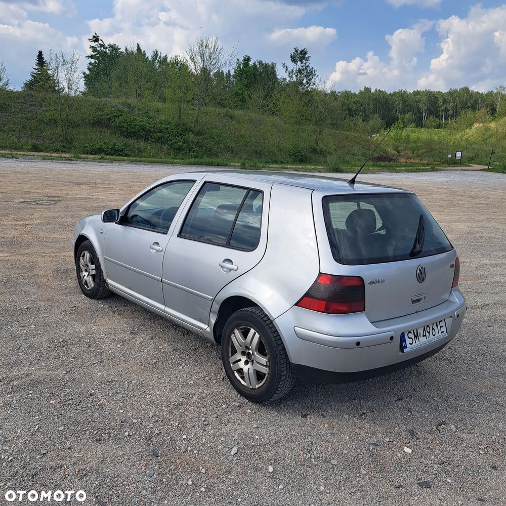 Volkswagen Golf - 4