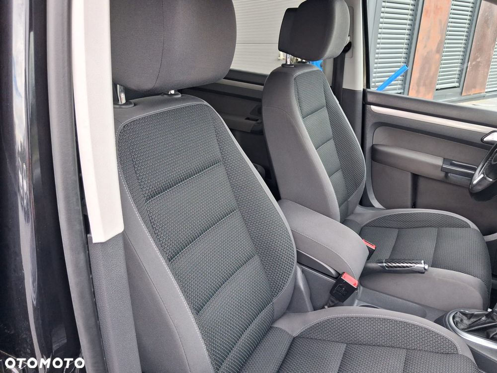 Volkswagen Touran 1.4 TSI DSG Highline - 19