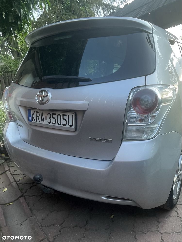 Toyota Verso - 5