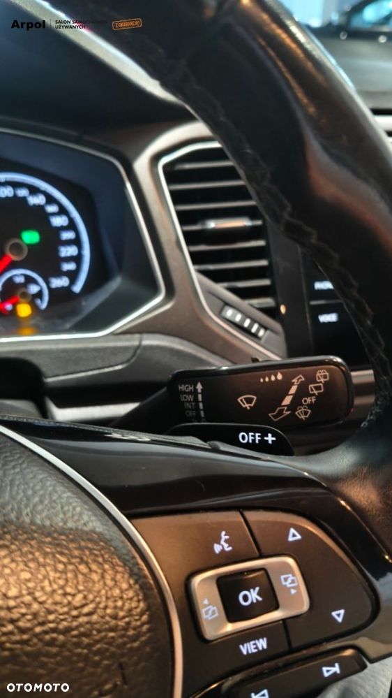 Volkswagen T-Roc - 16