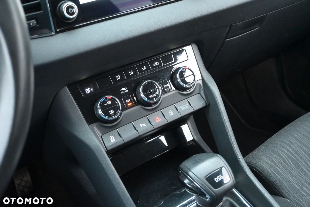 Skoda Karoq 1.5 TSI ACT DSG Ambition - 33