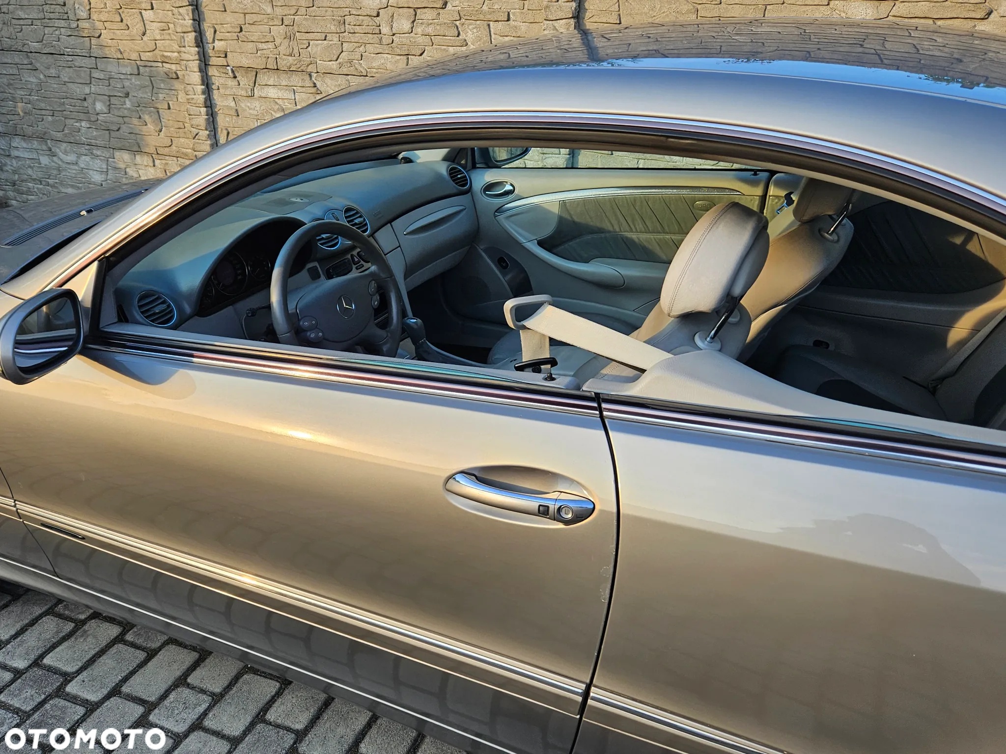 Mercedes-Benz CLK 320 Avantgarde - 13