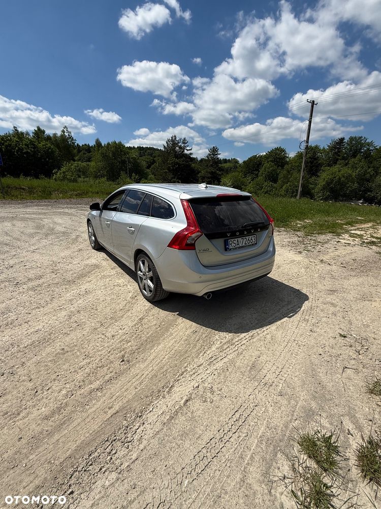 Volvo V60 D2 Drive-E Ocean Race - 2