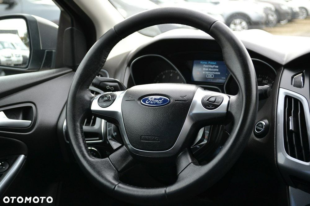 Ford Focus 1.6 Edition - 10