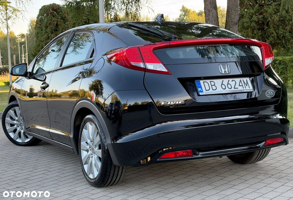 Honda Civic 1.8 Executive - 25