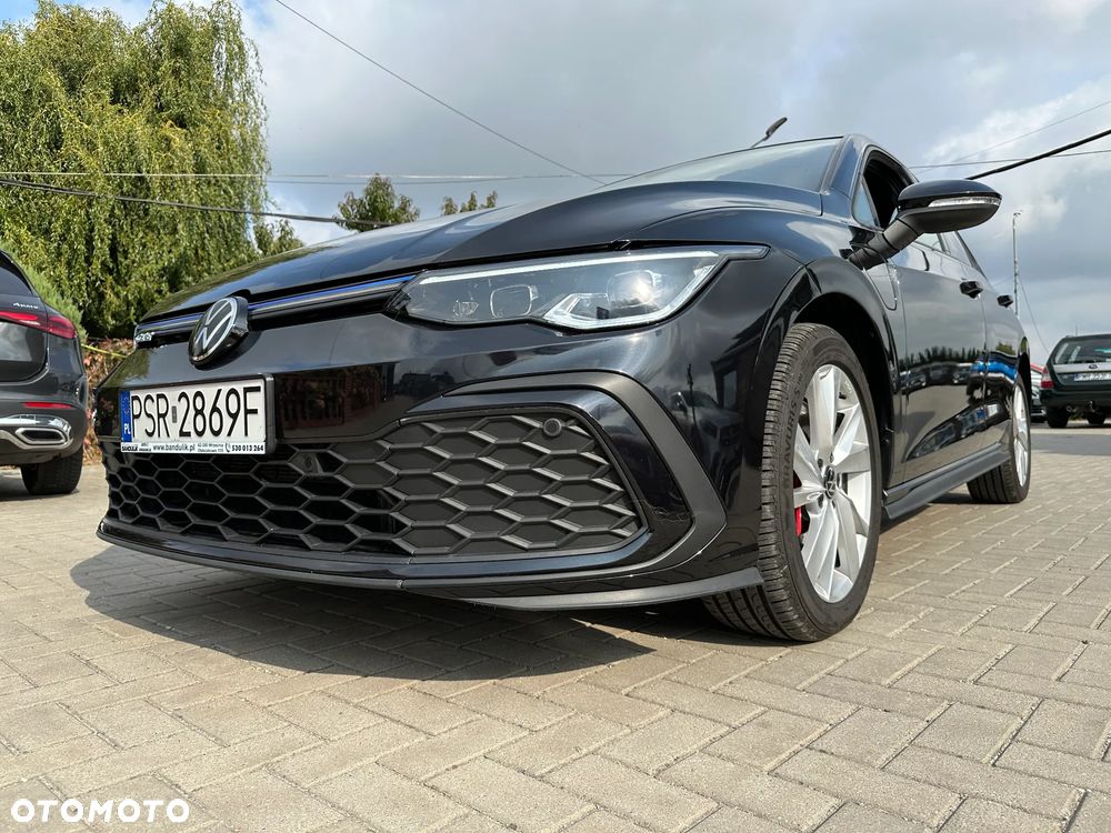 Volkswagen Golf - 33