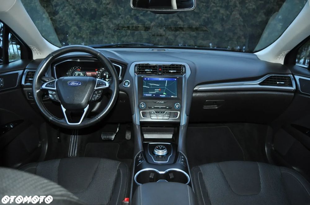 Ford Mondeo 2.0 EcoBlue Titanium - 11