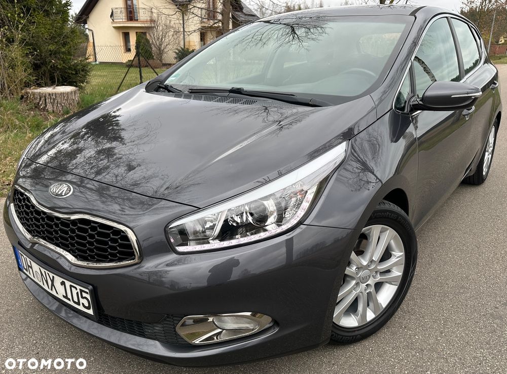 Kia Ceed 1.6 GDI Platinum Edition - 2