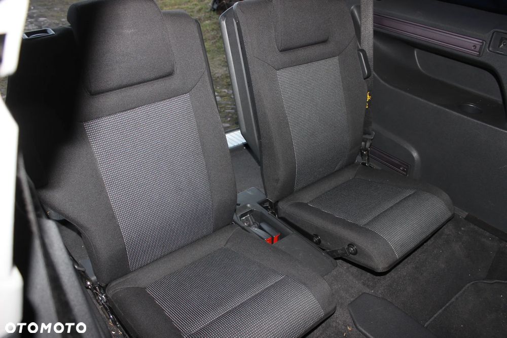 Opel Zafira 2.0 T Sport - 9