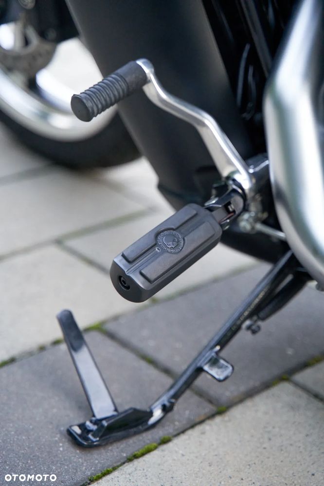 Harley-Davidson V-Rod Muscle - 24