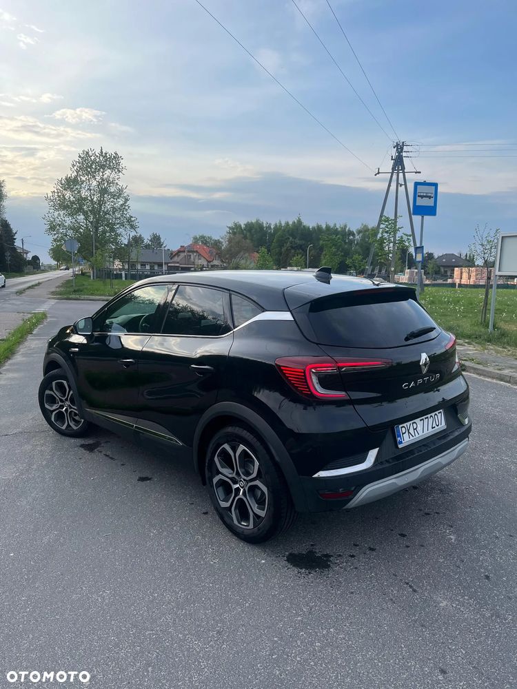 Renault Captur TCe Mild Hybrid 140 TECHNO - 4