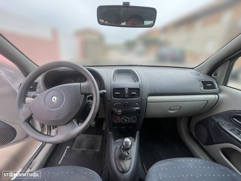Renault Clio 1.2 Expression - 5
