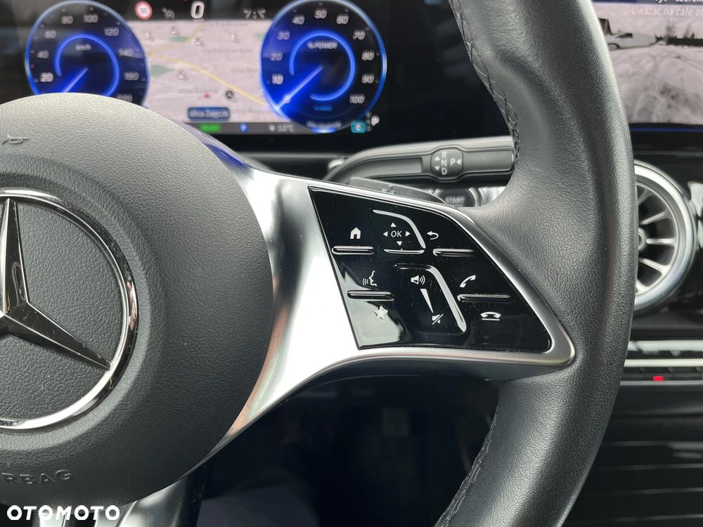 Mercedes-Benz EQB 250 70.5kWh Progressive 7os - 12