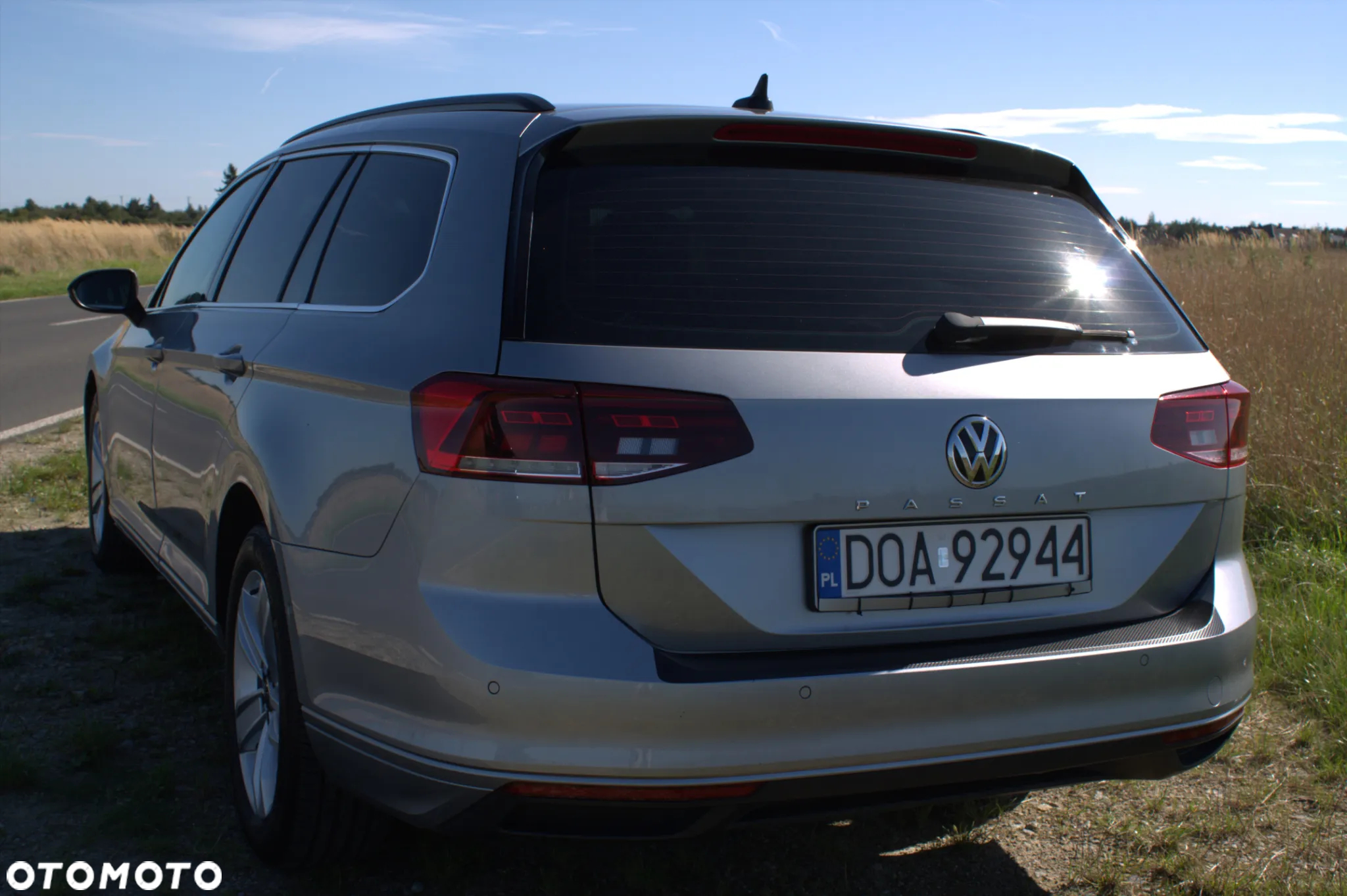 Volkswagen Passat Variant 2.0 TDI SCR DSG Business - 4