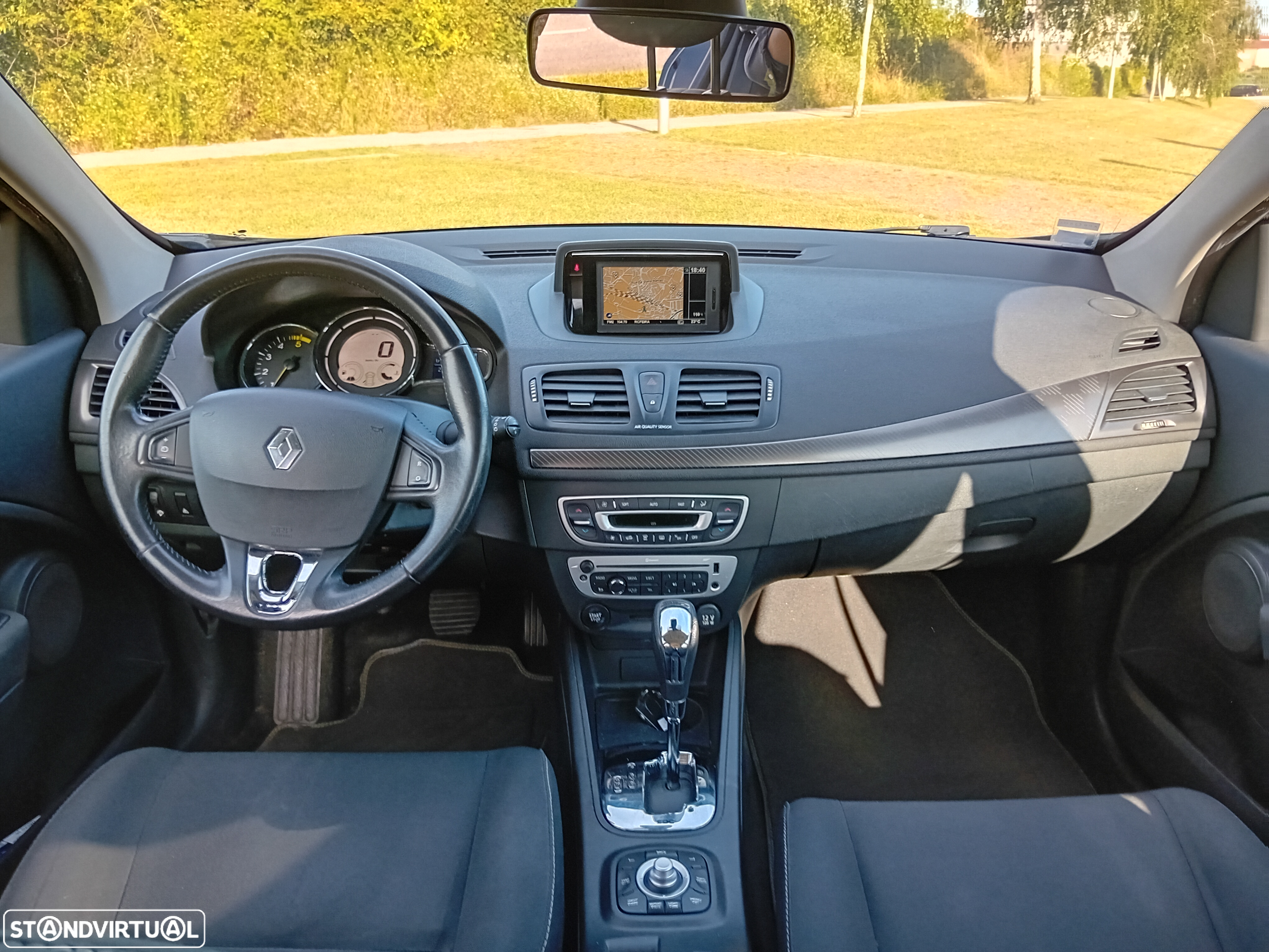 Renault Mégane Sport Tourer dCi 110 FAP EDC Dynamique - 24