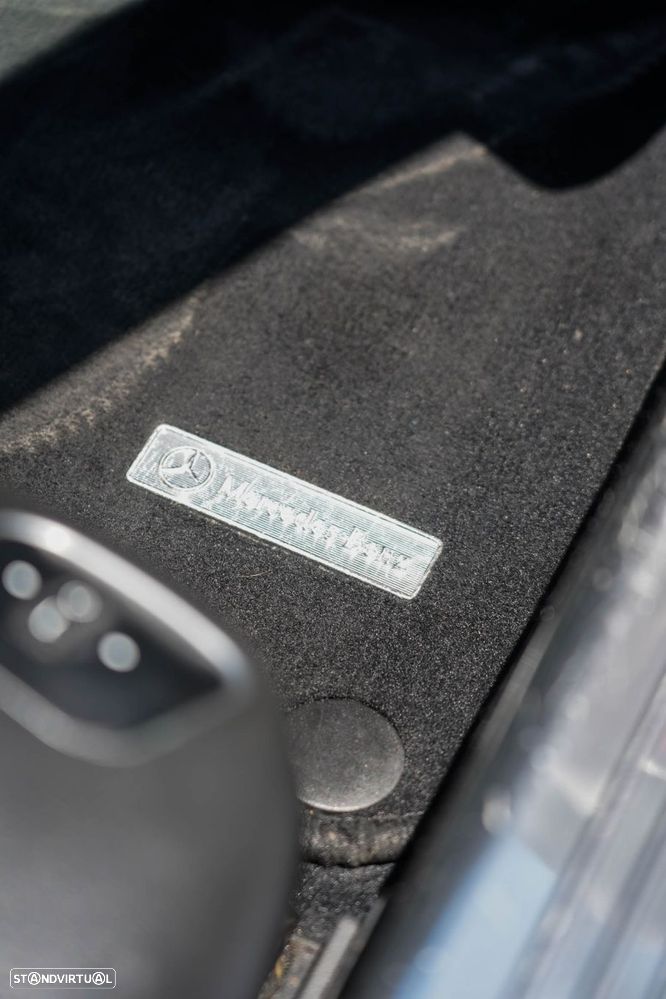 Mercedes-Benz SL 500 7G-TRONIC Sport - 25