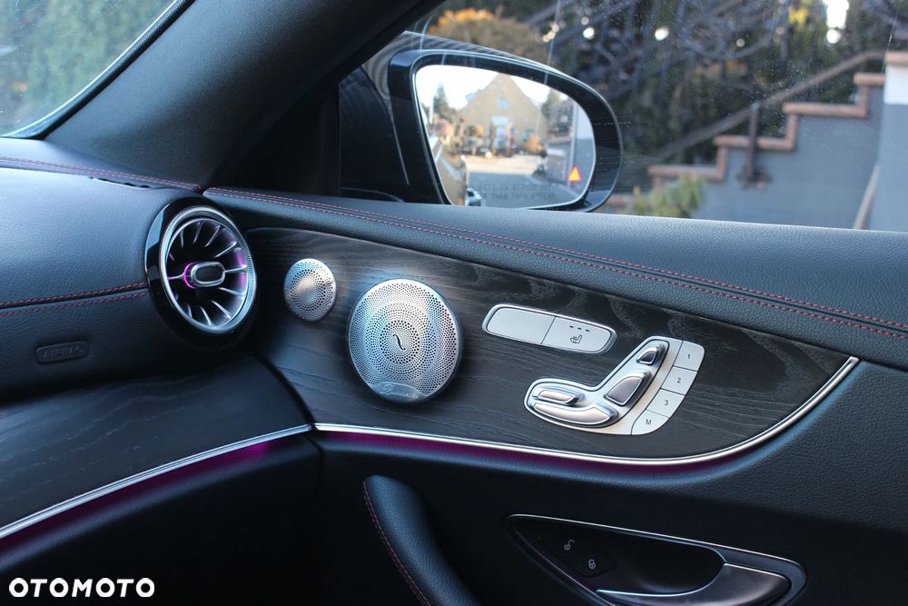 Mercedes-Benz Klasa E AMG 53 4Matic+ AMG Speedshift TCT-9G - 27