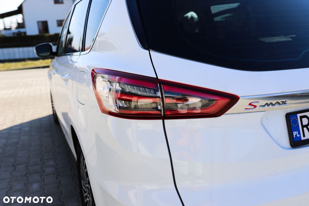 Ford S-Max 2.0 EcoBlue Titanium - 12